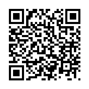 卷发的她看起来实在是太过风情万种二维码生成