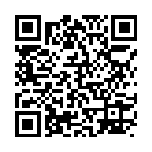 厉新年坐在他的对面姿态优雅地品着咖啡二维码生成