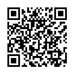 厚绒绒的样貌地毯立刻被红色的液体所染开二维码生成
