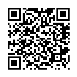 厚重的球鼻艏将那些舢板撞得粉碎二维码生成