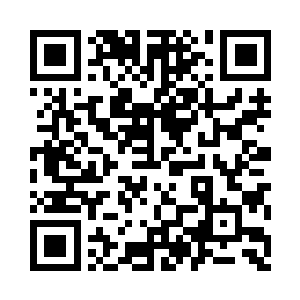 原战看他嘴角下笑出一个浅浅的小窝二维码生成