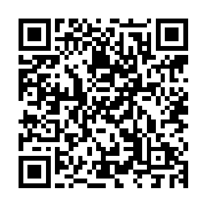 原本卡梅隆认为站在监视器前审视自己的表演是一件很尴尬的事二维码生成