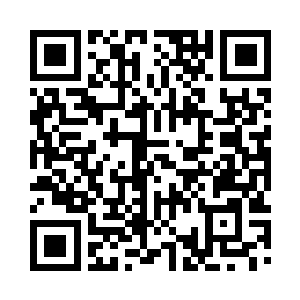 原本宽敞的厢车就是真正意义上的拥挤了起来二维码生成