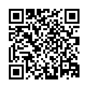 去到一处建筑设施仍旧完整的坊间二维码生成