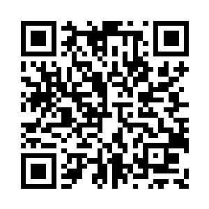 去客厅的时候只有陈飞龙做沙发上玩手机二维码生成