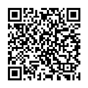 又吩咐小儿子跟三女儿明天早上跟着自己去洛氏上班二维码生成