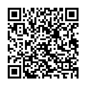 又和张小姐和她的母亲两人交待了一番注意的事项之后二维码生成