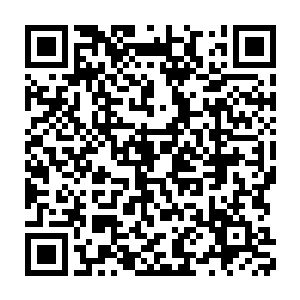 又或者一块切菜时候就能直接将菜的做法全部显示出来的智能砧板……二维码生成