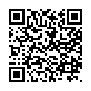 又用裁纸刀往自己的手臂上划拉一刀二维码生成