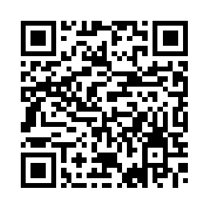 又看了看摆在床边椅子上的内衣裤二维码生成