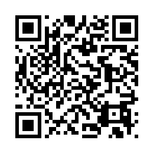 又看着和几个名媛抱在一起的庞绍二维码生成