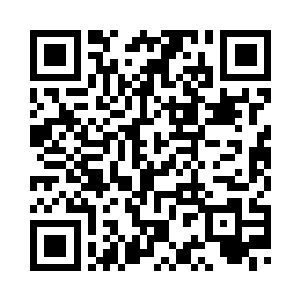 又给她铁钳一般的小手握住了手腕二维码生成