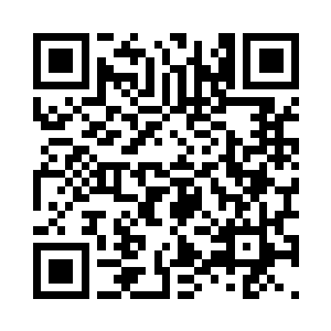 又走了一段他们都有些狼狈地找到了一个出口二维码生成