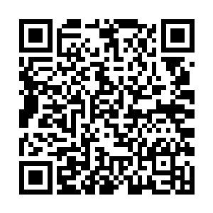又赶上圈里最滥情一个哥们带新女朋友给大家介绍了二维码生成