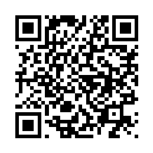 又间杂着说了几个不荤不素的笑话二维码生成
