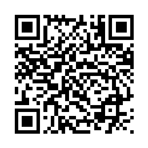 又顺手将她的衣服远远丢到了一边二维码生成