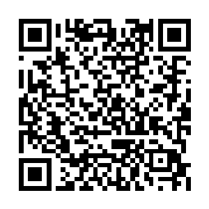 双眼所看到的世界都会变幻出不同的色彩和形状二维码生成
