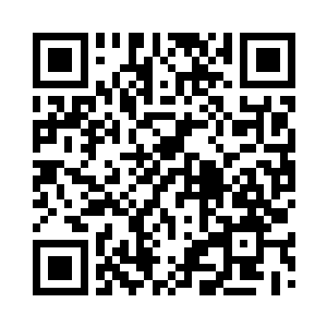 双眼死死的盯着已经完全现出了身形二维码生成