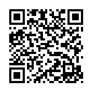 双耳仔细的倾听者流荡在空气中的每一丝声音二维码生成
