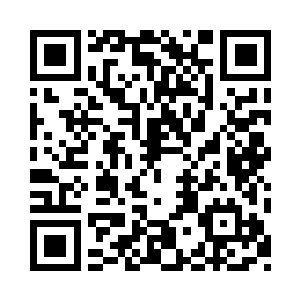 反而前面的那部分人还刷刷的让开了一些二维码生成