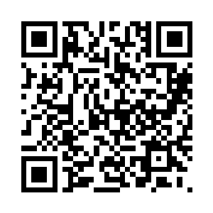 反而娇艳明媚的像一朵被滋润的鲜花二维码生成