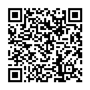 反而还有恃无恐的在村镇最为气派的一个庭院里喝酒吃肉二维码生成