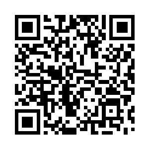 发动机的嗡鸣声显然惊动了一些居民二维码生成