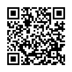 发现城堡中巨大设备中的缝隙正好可以藏身二维码生成