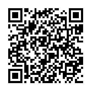 发现这书里勾画的大多数只是一些零散的短语和单词二维码生成