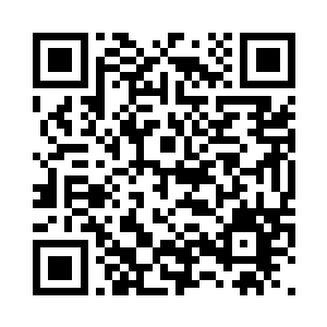 口中也不知道在嘀嘀咕咕的说着什么二维码生成