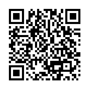 古德里安同样紧张无比地握着手中的宝剑二维码生成