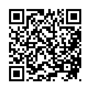 古琴摆放的位置正好在那架钢琴的对面二维码生成