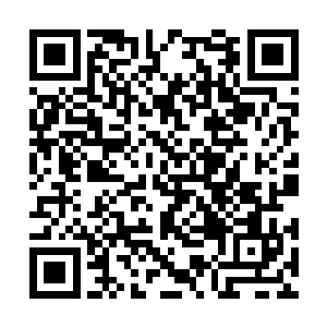 另一个因为爆炸而把一大块的大阵炸出了一口缺口二维码生成