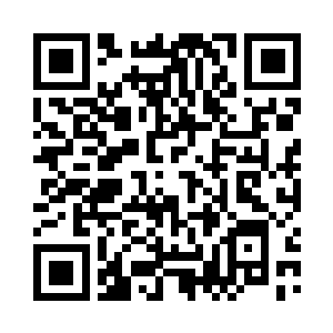 另一只手就指着对面的一个三十多岁的男人二维码生成