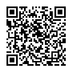 另一方面则是查理兹需要在镜头面前表演的机会来累计经验二维码生成