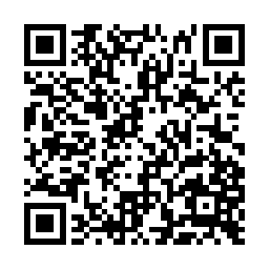 另一边莫修染好像终于确定了心中对华夏九的猜测二维码生成