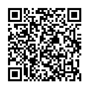 另一面则是洛基和强大外星军队齐塔瑞人联手的反派阵营二维码生成