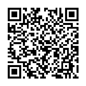另外就是因为他没有受到不公正的待遇而有些愤恨二维码生成