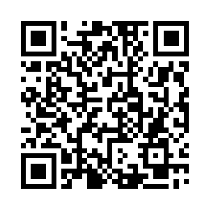 另外的两个女的看着这两个不争气的男同胞二维码生成