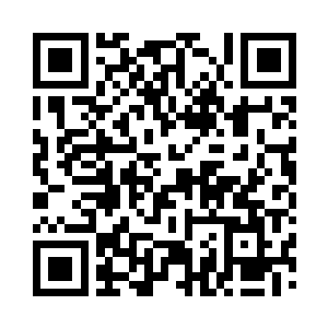 另外还有几个男人和门口的家仆争执着二维码生成