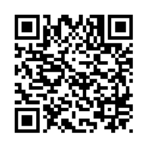 另外那三人根本没注意到他们这边二维码生成