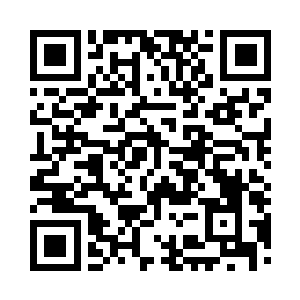 另有几间是给高二和回炉班的学生们用的二维码生成