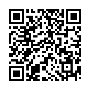 只不过圆的那一头外还稍稍冒出来一小段二维码生成