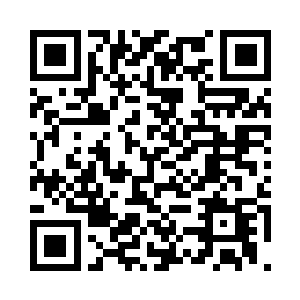 只不过这里多了许多摆放书籍的书架二维码生成