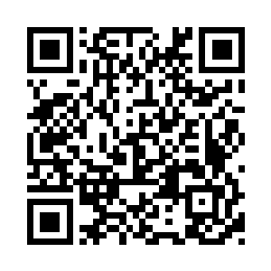只听一个声音从不远处传入冷轩二人的耳中二维码生成