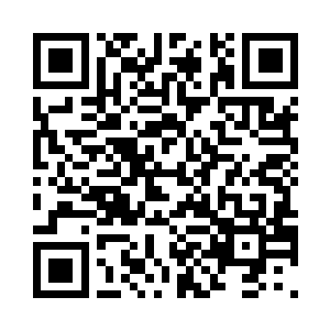 只好咬牙用身上的珍贵物品进行交换二维码生成