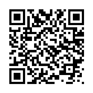 只好很没面子地被他一路抱在怀里二维码生成