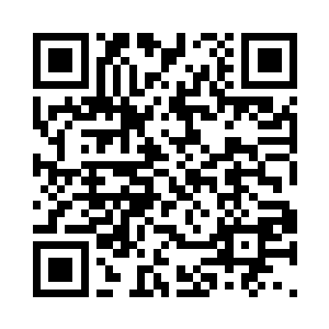 只好按他的吩咐定期把编好的竹器送人二维码生成