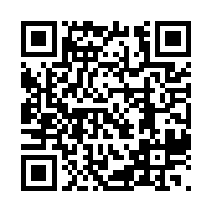 只得将车停在了一个村委会办公室门前二维码生成