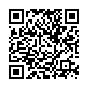 只攥着手里一颗光滑如卵石的宝石睁开了眼睛二维码生成